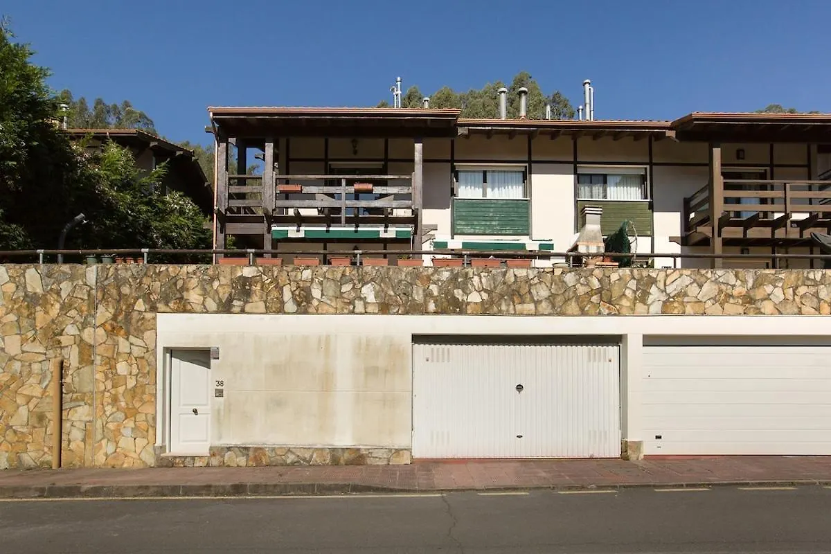 Isuskiza Plencia Mendiondo Holiday home
