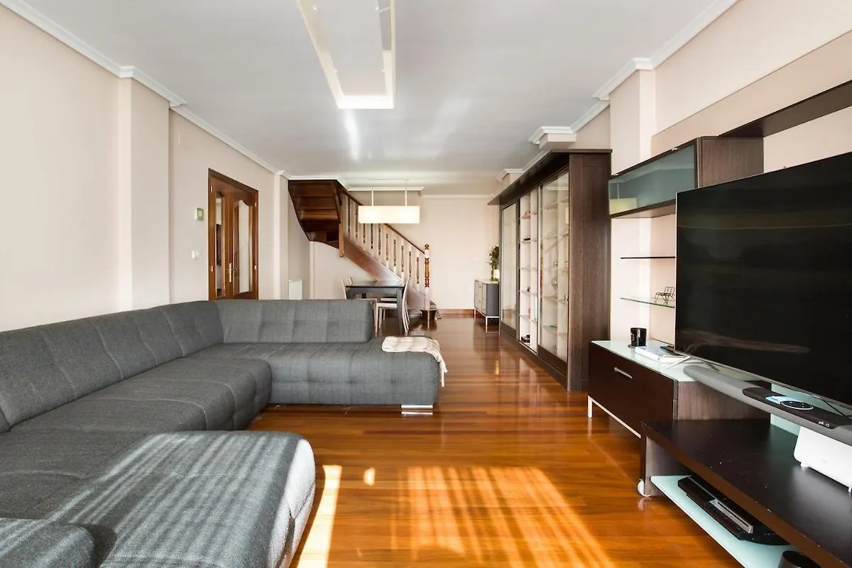 Isuskiza Plencia Mendiondo Holiday home